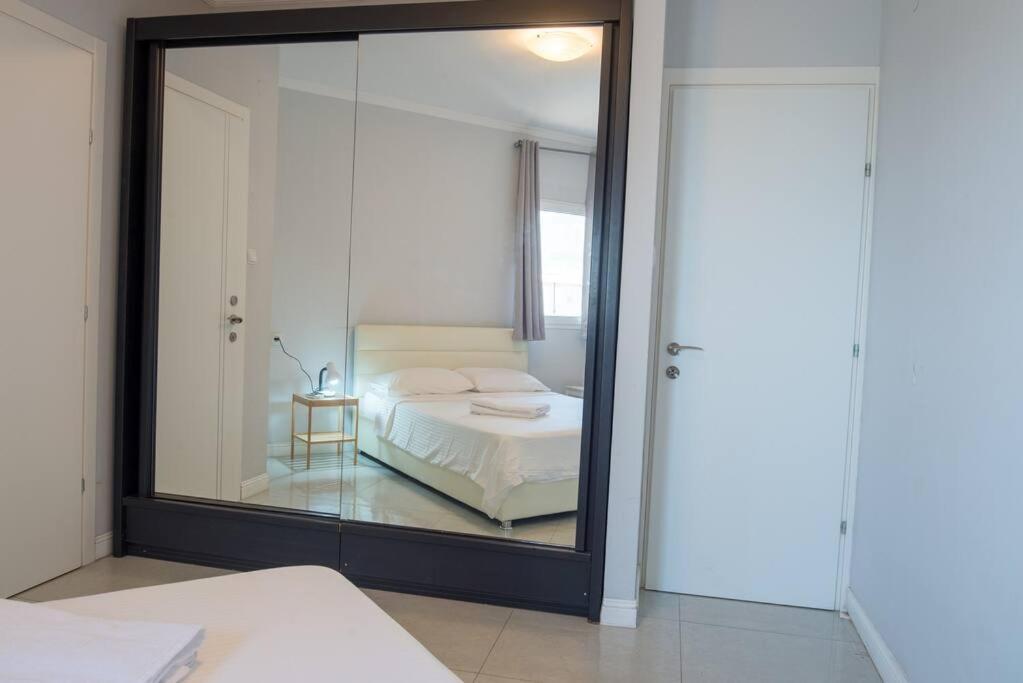 Royal Aparatment On The Sea , Blvd Nitza 34 Netanya Eksteriør bilde